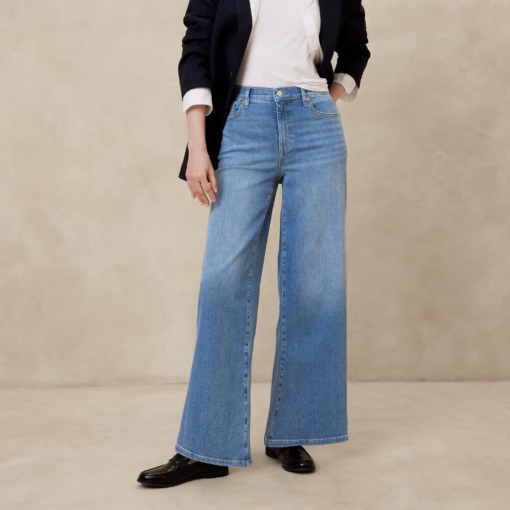 High-Rise Wide-Leg Jean